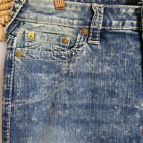 True Religion, New, Joey Big T Vintage Low-Rise Flare Stonewash Jeans Size 29 - Picture 4 of 11